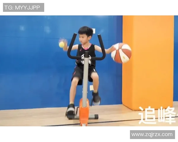 打篮球如何提升专注力的有效方法与实践探讨 打篮球如何提升专注力的有效方法与实践探讨